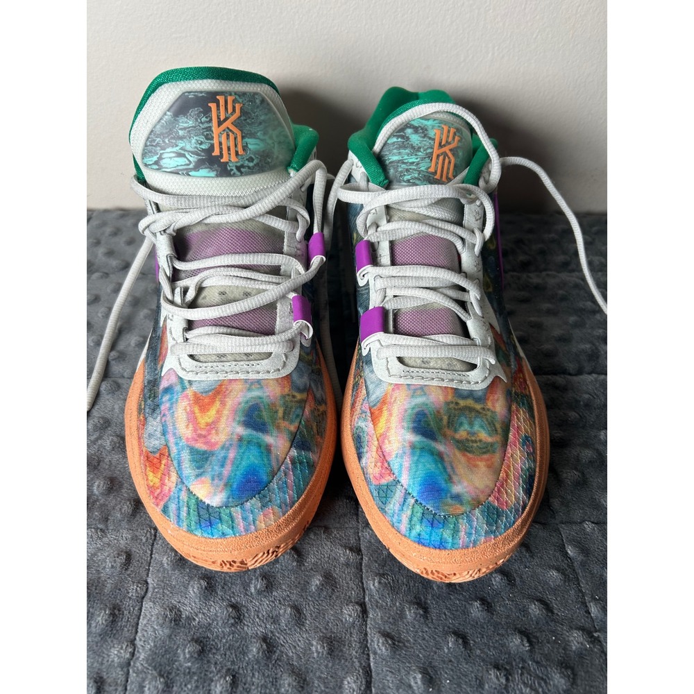 Nike Kyrie 8 Circle of Life Multi-Color Basketball Shoes DQ3840-001 Mens 11 - Picture 2 of 8